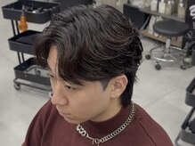 stylist【松浦愛斗】20代・30代に圧倒的人気。今旬の「フェザーパーマ」