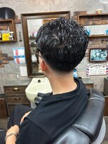 アールズ ヘア(R's hair) MEN’S HAIR/波巻きツイストスパイラル/リバースセンターパート