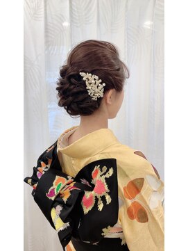 ディーカラー D-COLOR 編み込みアップスタイル