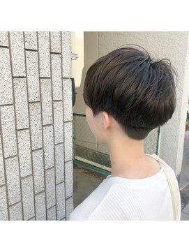 アルマヘアー(Alma hair by murasaki) 刈り上げマッシュスタイル