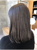 ロングボブ×グレージュ