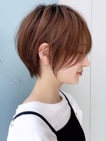 ビュー フクオカ(VIEW FUKUOKA)&nbsp;美髪にオトナかわいいホワイトグレージュネビージュショートボブ