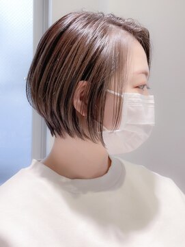 フィーユ(feey) 【透明感×丸みショートボブ 武蔵新城】feey