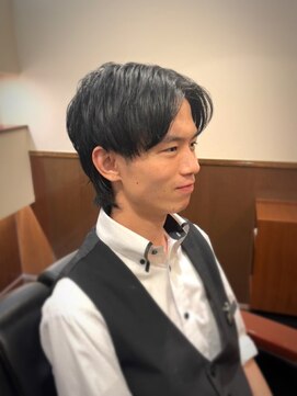 スカイ 大手町プレイス店 センターパートコンマヘア<理容室>