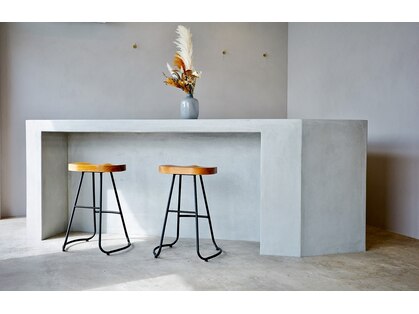 マルゴ(M A L G O)の写真