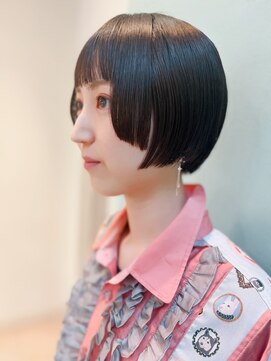 デコラ DECOR 顔周りカット＋コンパクトボブ