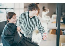 待ち時間～カラーやパーマでの待ち時間がカフェタイムに早変わり！