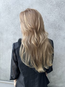 プラスイズム(PLUSISM) ハイレイヤーカット