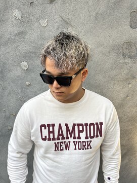 メンズグルーミングナンバーナイン(MEN'S GROOMING NUMBER NINE) ホワイトメッシュ/メンズパーマ/ツイストスパイラル