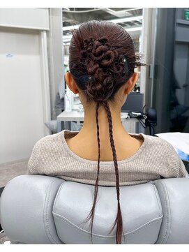 アルテヘアー(arte HAIR) 【arte HAIR】個性派アレンジ/ねじねじアレンジ/成人式アレンジ