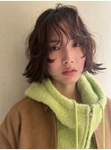 ショート・ボブパーマ/丸顔/前髪なし/くせ毛風/20代/外ハネ