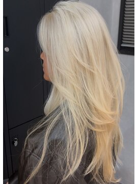 エル オオサカ 心斎橋店(L. OSAKA) 外国人風ブロンドカラー