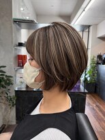 ロクス(LOUCS) レイヤーショートボブケアハイライト