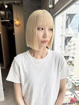ムード(mood)&nbsp;抜きっぱなしブロンド/ホワイトブロンド/ブリーチ/ボブ