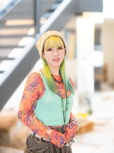 サンエンヘアー(lll_en hair)&nbsp;momoha 派手髪