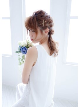 ヘアーグラン(Hair Gran.) くるりんぱで作る簡単アレンジ