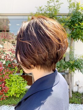 ビグディーサロン(BIGOUDI salon koshien) 美フォルムショートボブ