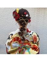 オリ(oli)&nbsp;成人式ヘア ～あみおろし ～