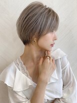 ロンド ストラーダ 心斎橋(Lond strada)&nbsp;ショート×ハイライト白髪ぼかし×シルキーベージュ[心斎橋]