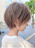 立川似合わせカット丸みショート耳掛けショートボブグレージュ