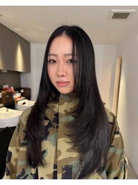 ナループロアツム(Nalu pu loa Tsum) パーマ落とし/黒髪ロングレイヤー/レイヤーカット/ストレート