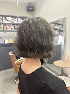 デジャブー (DEJAVU) 切りっぱなしボブ