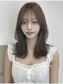 韓国ヘア   顔周りレイヤー 小顔カット くすみベージュ