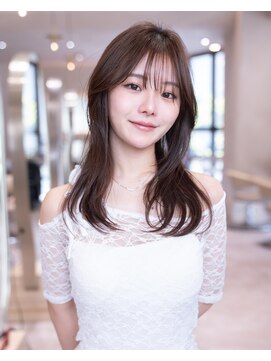 イオ 本厚木(io) 20代30代くびれ顔周りレイヤーカット美髪質改善トリートメント