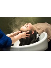 ヘアーアンドメイク ルナ(Hair&Make Runa)