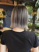 リノショアーズ 日本大通り店(RINOSHORES)&nbsp;"横浜日本大通り"『ホワイトベージュ、ホワイトグレージュ』