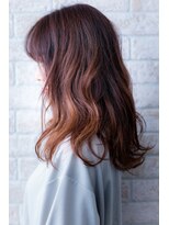 エルデ ナインズ ヘアー スタンド 川口店(elde 9's HAIR STAND)&nbsp;89モーブカラー&セミウェットなワイドバングなくびれミディ 川口