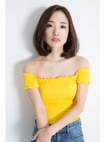 ソーホー ニューヨーク シズオカ(SOHO newyork SHIZUOKA)&nbsp;ふんわりセンターパートのフェミニンボブスタイル