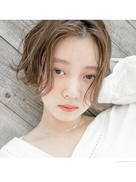 リリアン 青山(relian) ナチュラルショート