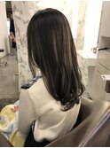 グレージュハイライトカラー