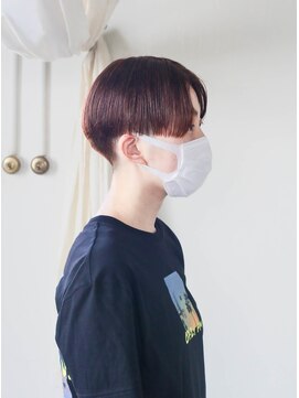 ホワイトルーム(White Room) マニッシュな刈り上げピンクパープルショート♪