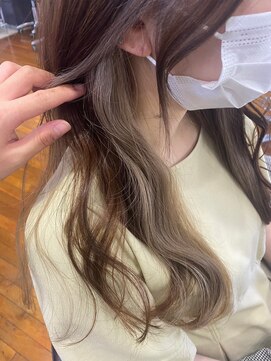 美容室 メザミー MESAMIES 20代30代ゆるふわロングインナーカラー☆ミルクティベージュ