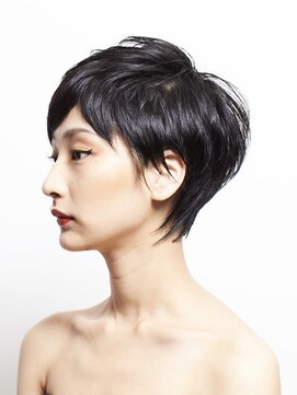 ヘア デザイン リスク(HAIR DESIGN RISK) 【RISK 高橋勇太】黒髪でシルエットが完璧な束感ベリーショート