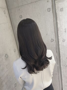 リビンバイアフロート(Livin by afloat) 暗髪 グレーアッシュ おおたかの森