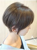 大人雰囲気のショートBOBとグレージュ