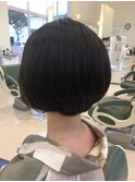 ショートボブ