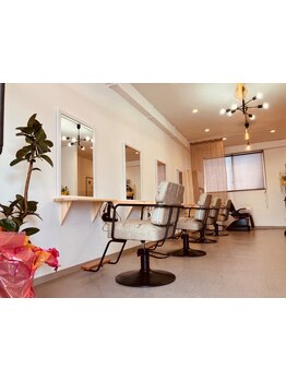 【佐土原】お洒落な"韓国カフェ風空間×通いやすい価格"が魅力！リラックスしてお過ごしいただけます◇