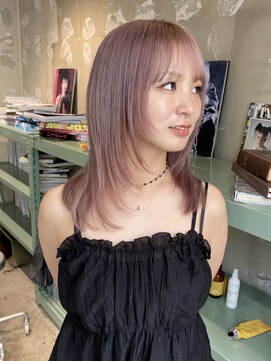 ロジ(loji) ホワイトピンクベージュ×レイヤーカット