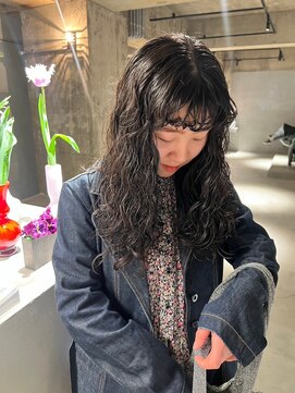 リール(rire) デザインカラーレイヤーカットウェットヘア夏オリーブベージュ