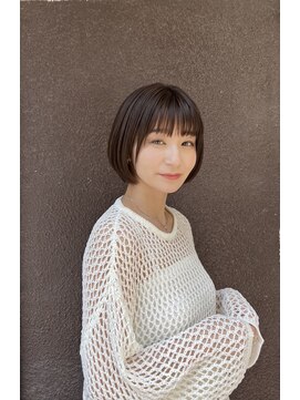 ウィローズ(WILLOW'S) 大人可愛い20代30代40代黒髪前下がりショートボブ丸みショート◎