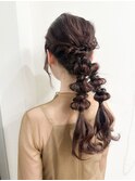 編みおろしツインポニーテール