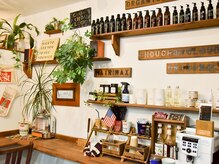 自社製品やオーガニック製品など店販も多数取り揃えております◎