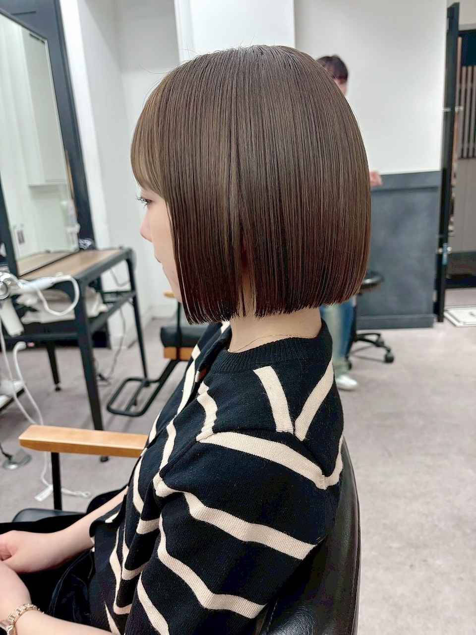 ネオリーブ クーロ(Neolive curro)&nbsp;小顔タッセルボブ×美髪[ぱつっとボブ/縮毛矯正/横浜韓国]