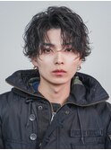 【大人の色気】ミディアムヘア黒髪パーマ波巻きセンターパート