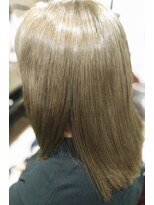 ビーズ ノイ(BEE´Z ＮＥＵ)&nbsp;髪質改善トリートメント入りカラー10.26暗めカラー