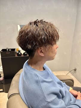 波打ち刈り上げショート